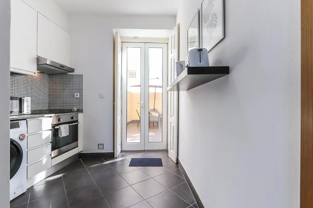 Vita Portucale ! 2 Bedrooms Apartment Campo Ourique Lisboa