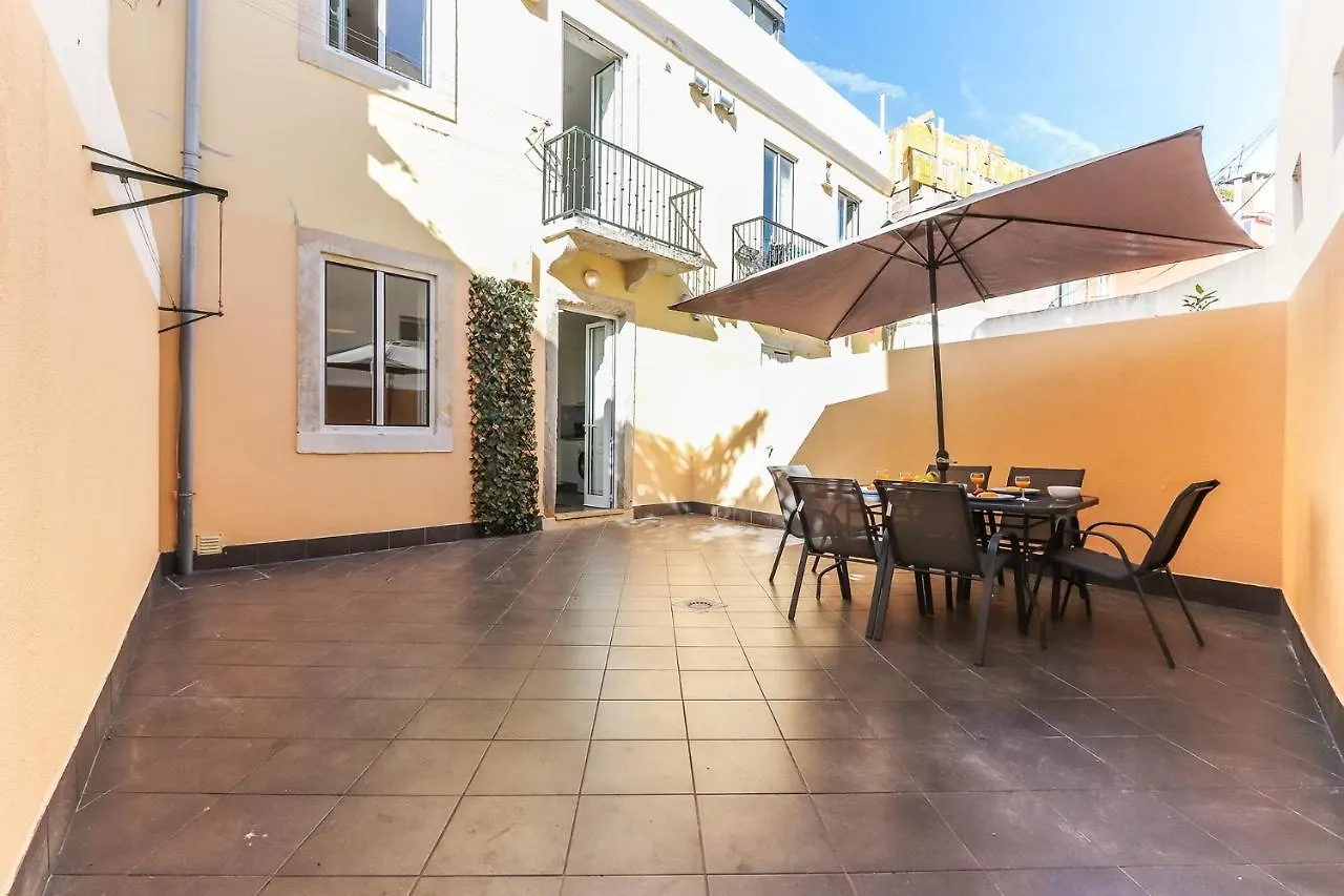 Vita Portucale ! 2 Bedrooms Apartment Campo Ourique Lisboa Portugal