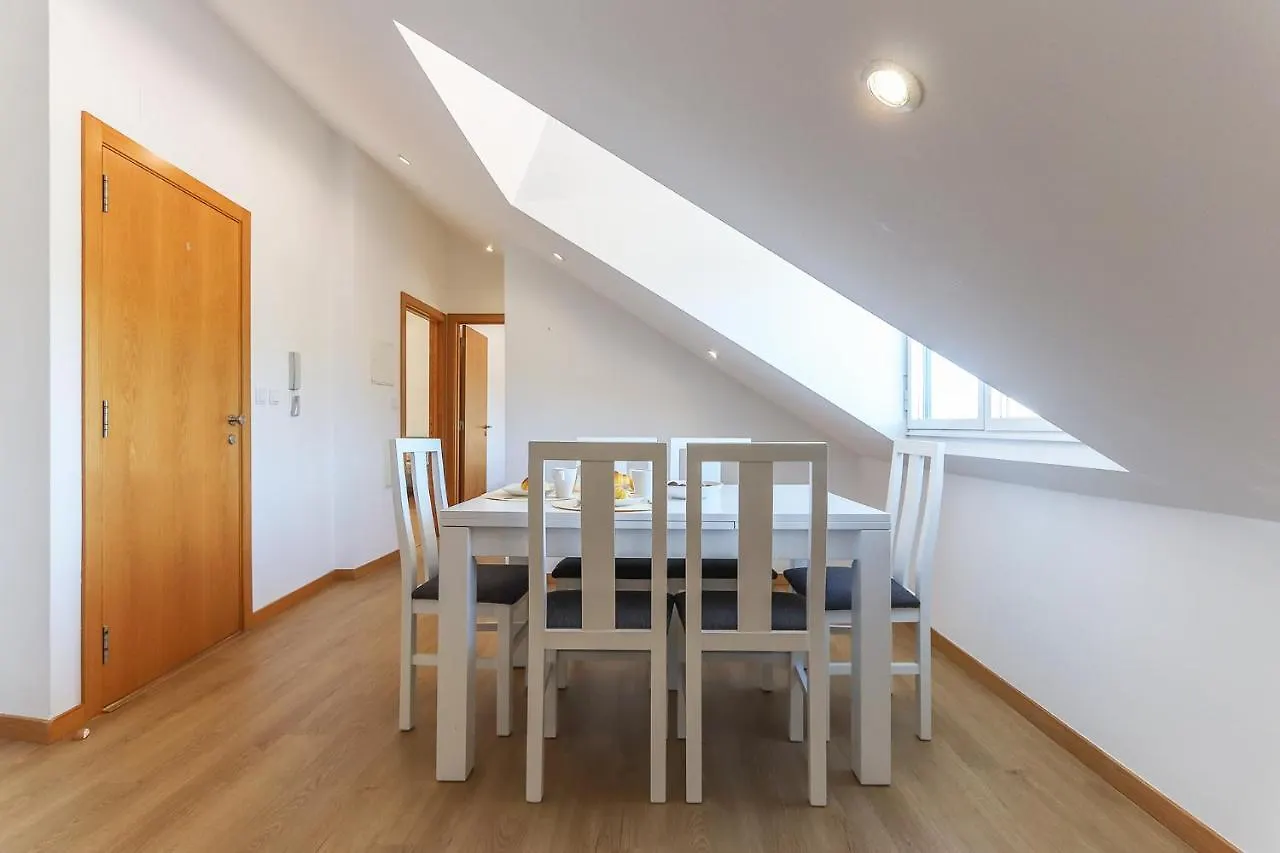 Vita Portucale ! Concept Apartment Campo Ourique Lisbon 0*,  Portugal
