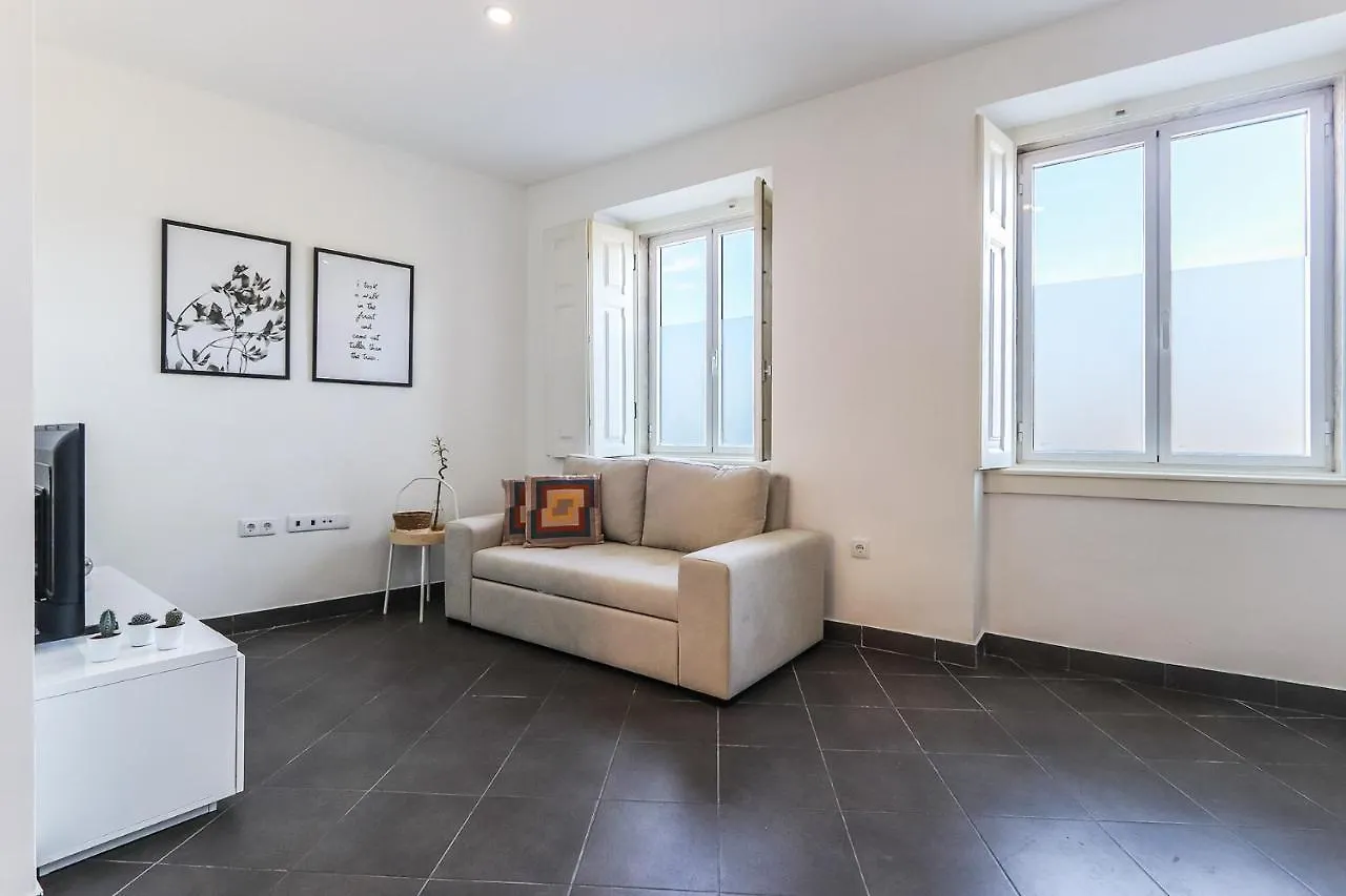 Vita Portucale ! Concept Apartment Campo Ourique Lisbona 0*,  Portogallo